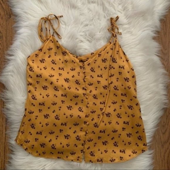 Reformation Top - Picture 3 of 8